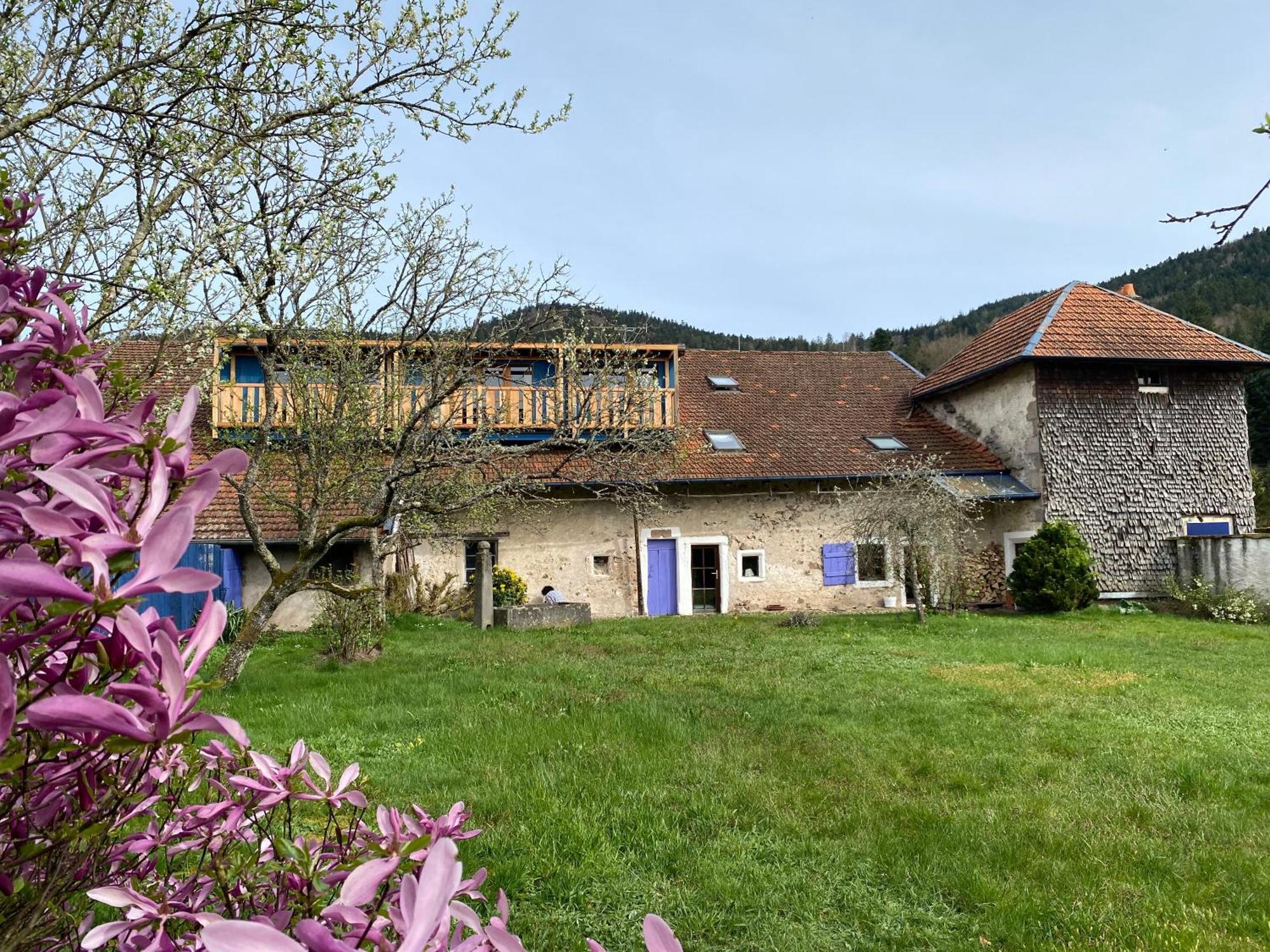 Gite Et Roulotte Dans Les Vosges Remiremont Zewnętrze zdjęcie